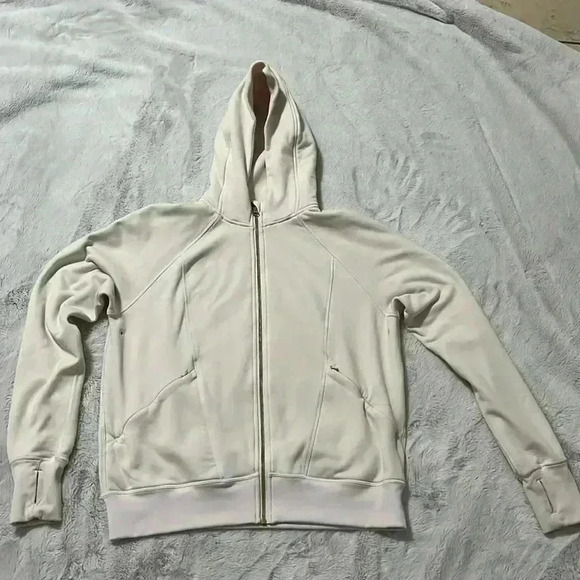 Lululemon Very soft hoodie - Picture 1 of 8